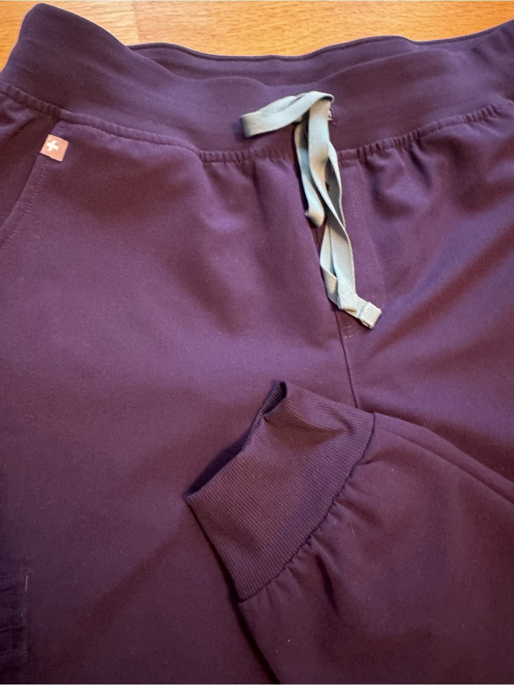 Figs Womens scrub pants - Zamora Jogger style.
